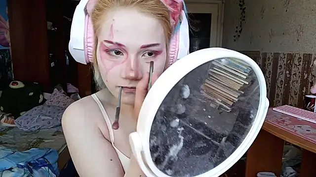 Snapshot of KathernSaulters chatting on 02.21.26 KathernSaulters online show from 02.21.26