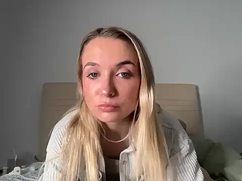 Snapshot of kelseyblu chatting on 02.25.26 kelseyblu online show from 02.25.26