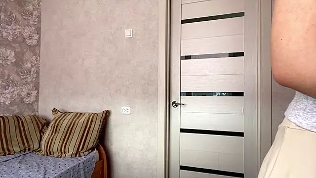 Snapshot of Shanika_wey chatting on 02.21.26 Shanika wey online show from 02.21.26