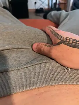 Piratee666 online show from 04.16.26