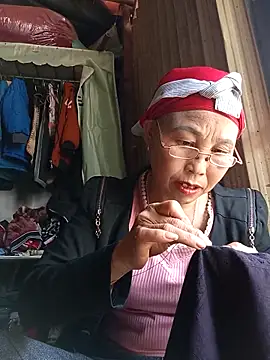 lena-cute online show from 02.27.26