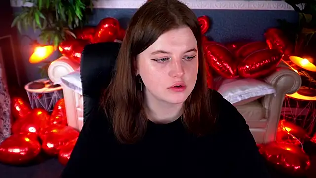 Snapshot of KristiFoxy chatting on 02.22.26 KristiFoxy online show from 02.22.26