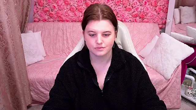 Snapshot of KristiFoxy chatting on 03.01.26 KristiFoxy online show from 03.01.26