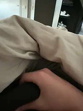 Robertocavall online show from 03.04.26