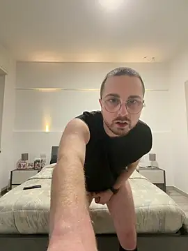 Snapshot of ItalianAlex chatting on 02.10.26 ItalianAlex online show from 02.10.26