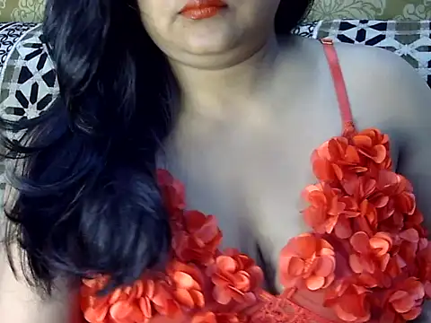 Snapshot of Miss-Prity chatting on 06.18.26 Miss-Prity online show from 06.18.26