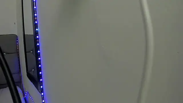 Snapshot of _1DERECK chatting on 02.12.26 1DERECK online show from 02.12.26