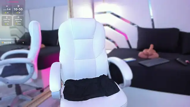 Snapshot of ninna_vinns chatting on 03.02.26 ninna vinns online show from 03.02.26