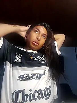 Snapshot of MeelFox chatting on 02.17.26 MeelFox online show from 02.17.26