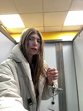 Snapshot of Bubble_Chloe chatting on 02.15.26 Bubble Chloe online show from 02.15.26