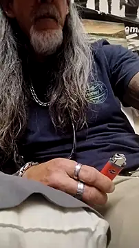 Snapshot of PastingForgiver chatting on 02.18.26 PastingForgiver online show from 02.18.26