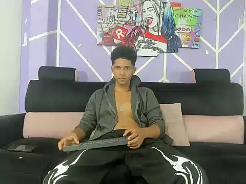 Yoel hot2004 online show from 04.05.26