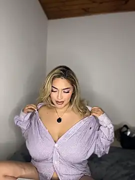 Maddy Beluci online show from 07.14.26