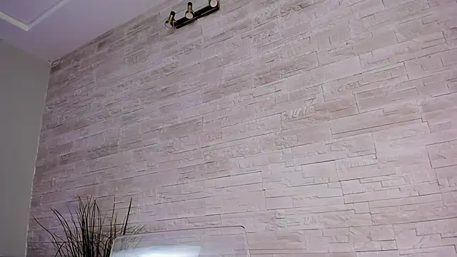 Ivorym00n online show from 04.04.26