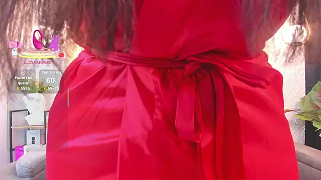 Snapshot of violet_scott_ chatting on 02.14.26 violet scott online show from 02.14.26