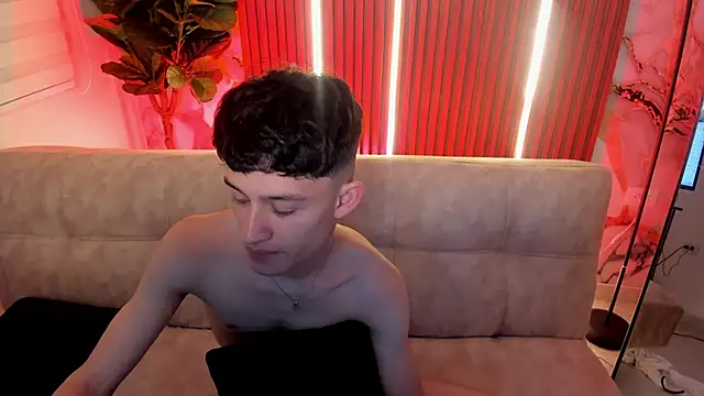 Snapshot of Patrick_Howland_ chatting on 02.02.26 Patrick Howland online show from 02.02.26