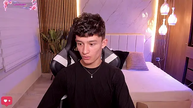 Snapshot of Patrick_Howland_ chatting on 02.24.26 Patrick Howland online show from 02.24.26