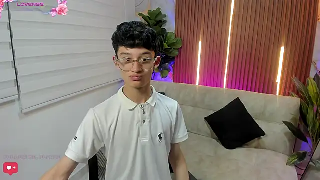 Patrick Howland  online show from 03.24.26