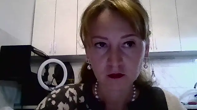 Snapshot of LanaBananaa_ chatting on 02.24.26 LanaBananaa online show from 02.24.26