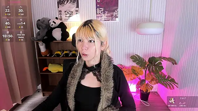 Laukyubey1 online show from 02.13.26