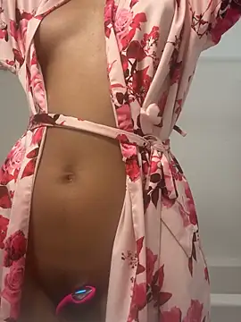 Snapshot of TWERKERBELL chatting on 02.27.26 TWERKERBELL online show from 02.27.26