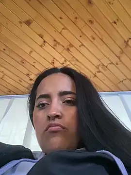 Annie Alicee online show from 03.06.26