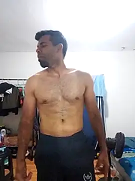 Snapshot of thom_1 chatting on 02.22.26 thom 1 online show from 02.22.26