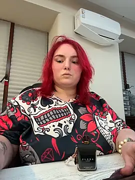 Esteri Moon online show from 02.15.26