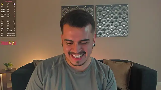 Chriss Hunt online show from 02.04.26