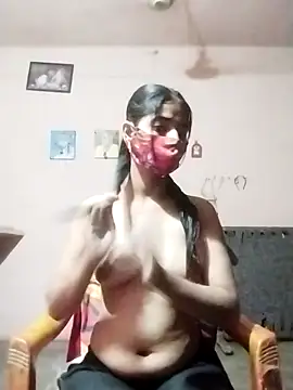 Snapshot of Kitti-Sharma chatting on 04.17.26 Kitti-Sharma online show from 04.17.26