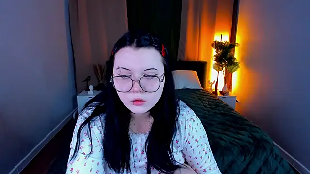 Kira G0ld online show from 03.25.26