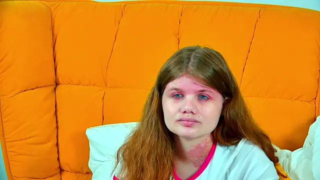 ChloeHalses online show from 05.30.26