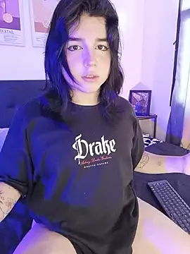 Daniellesins1 online show from 07.18.26