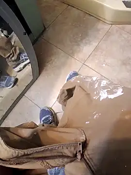 Snapshot of bojo69 chatting on 02.16.26 bojo69 online show from 02.16.26