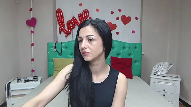 Snapshot of EvaClarkk chatting on 04.10.26 EvaClarkk online show from 04.10.26