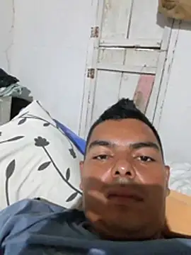 Snapshot of jhoncol231 chatting on 02.06.26 jhoncol231 online show from 02.06.26