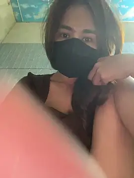 Miu Xinh online show from 03.21.26