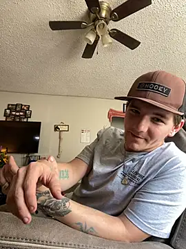 Snapshot of Horus1922 chatting on 02.26.26 Horus1922 online show from 02.26.26