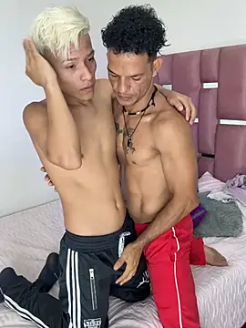 Snapshot of MaxyRyan chatting on 02.10.26 MaxyRyan online show from 02.10.26