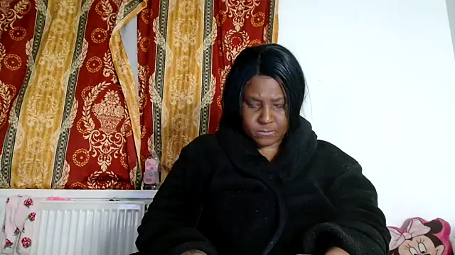 CurvySashia online show from 03.05.26