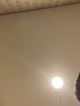 Mia rivers   online show from 04.17.26