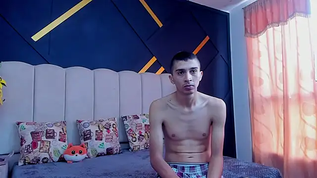 MiaANDrony online show from 02.21.26