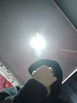 Snapshot of CharlotteKravizz chatting on 02.25.26 CharlotteKravizz online show from 02.25.26