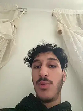 Snapshot of X7med chatting on 02.06.26 X7med online show from 02.06.26