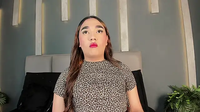 Snapshot of TSExoticFuck chatting on 02.14.26 TSExoticFuck online show from 02.14.26