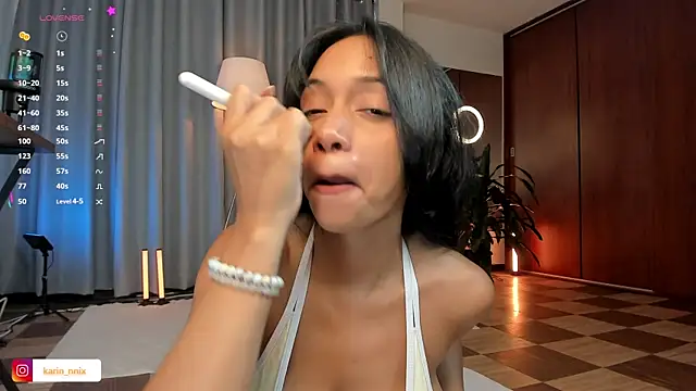Snapshot of karinnixx chatting on 07.18.26 karinnixx online show from 07.18.26