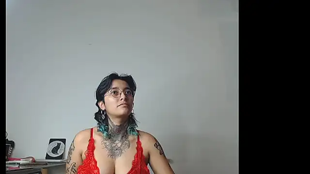 Snapshot of Ivyravens chatting on 02.14.26 Ivyravens online show from 02.14.26