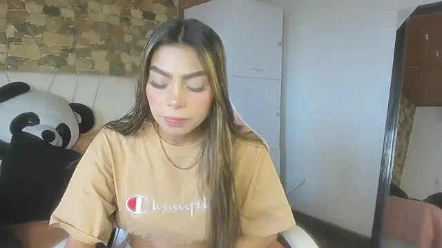 khaimi  online show from 04.15.26