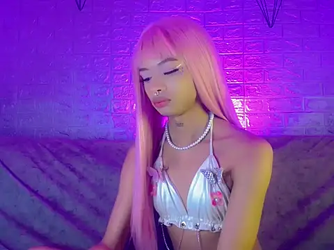 Snapshot of DahliaGill chatting on 02.15.26 DahliaGill online show from 02.15.26