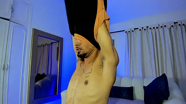 Snapshot of neyder_sanz chatting on 02.10.26 neyder sanz online show from 02.10.26